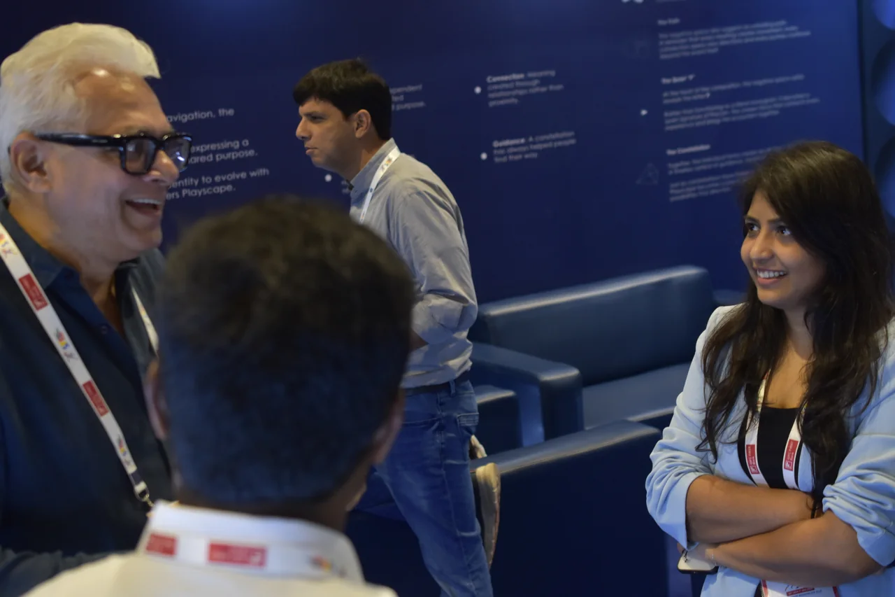 Heta Shah smiling in conversation with attendees at SFI Expo 2026, Day 2